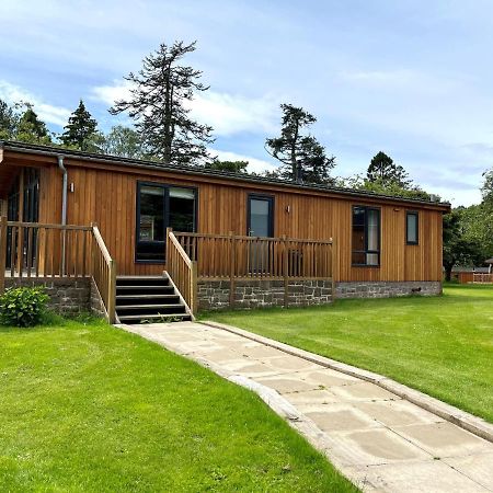 Skyline Lodge Loch Lomond Castle Lodges Balloch Exterior photo