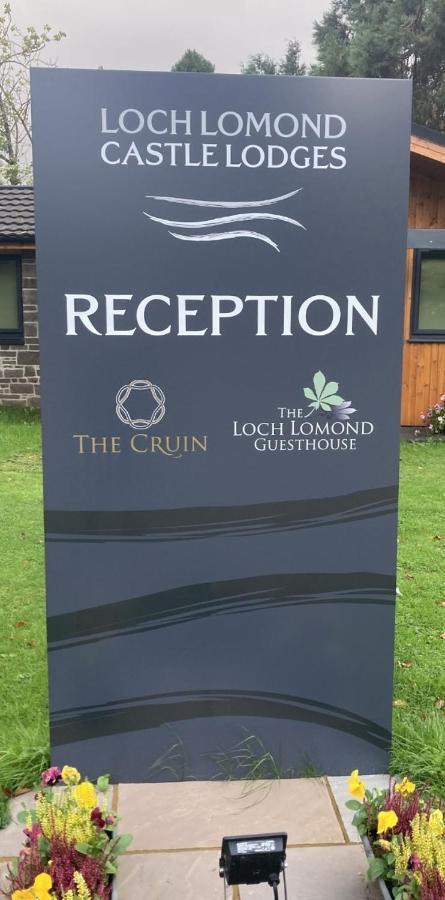 Skyline Lodge Loch Lomond Castle Lodges Balloch Exterior photo