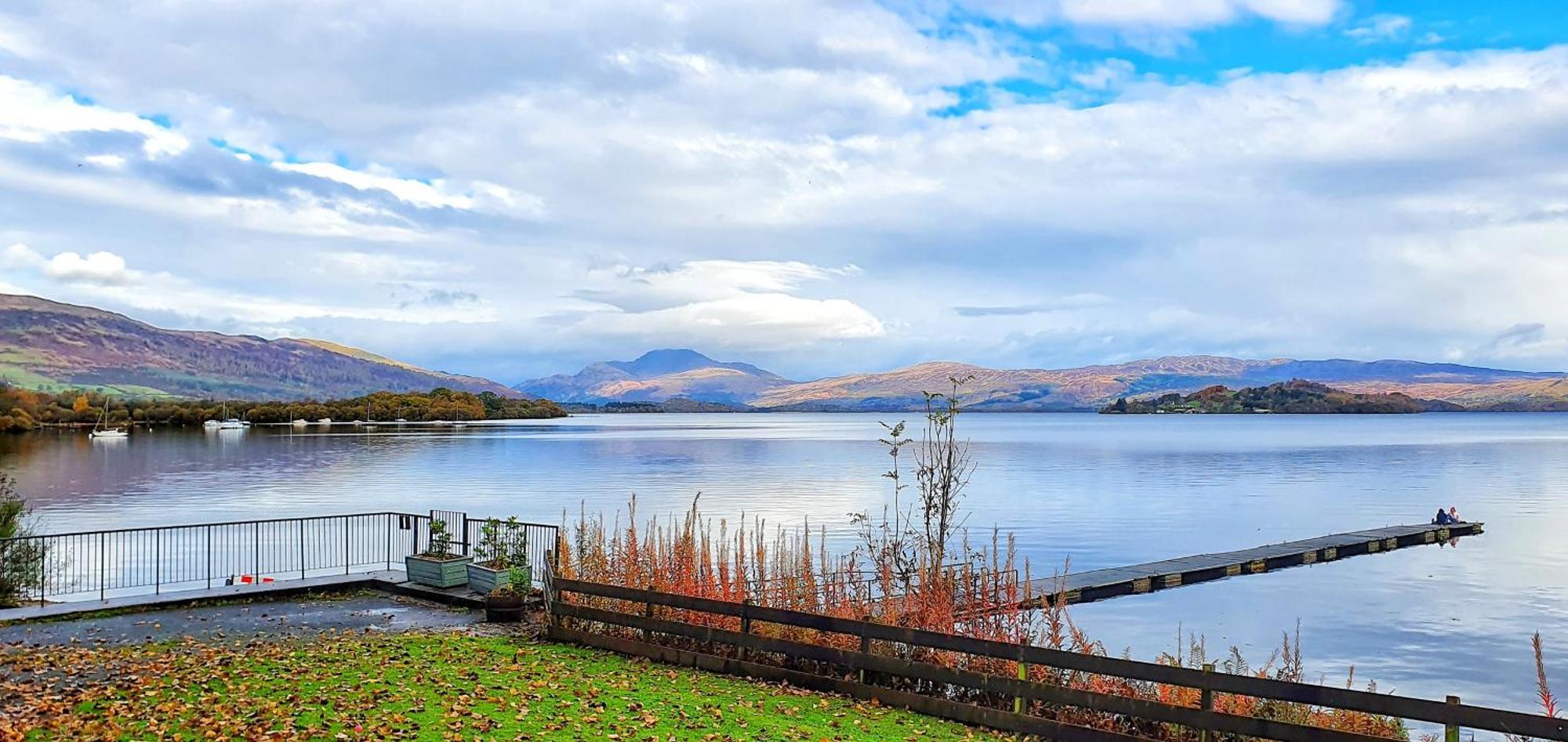 Skyline Lodge Loch Lomond Castle Lodges Balloch Exterior photo